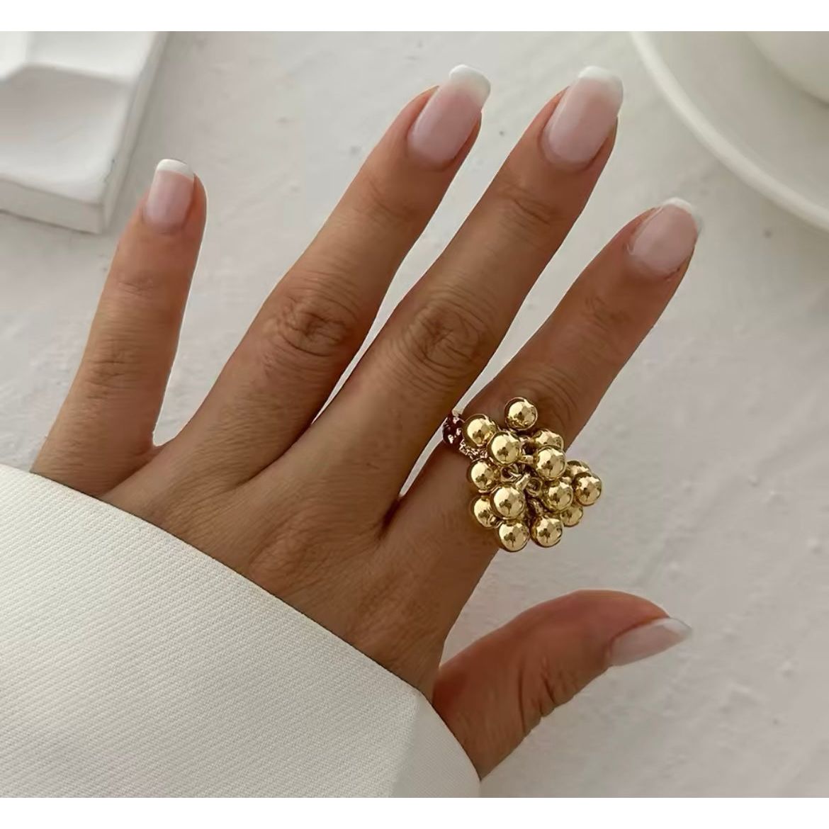 Balls Ring