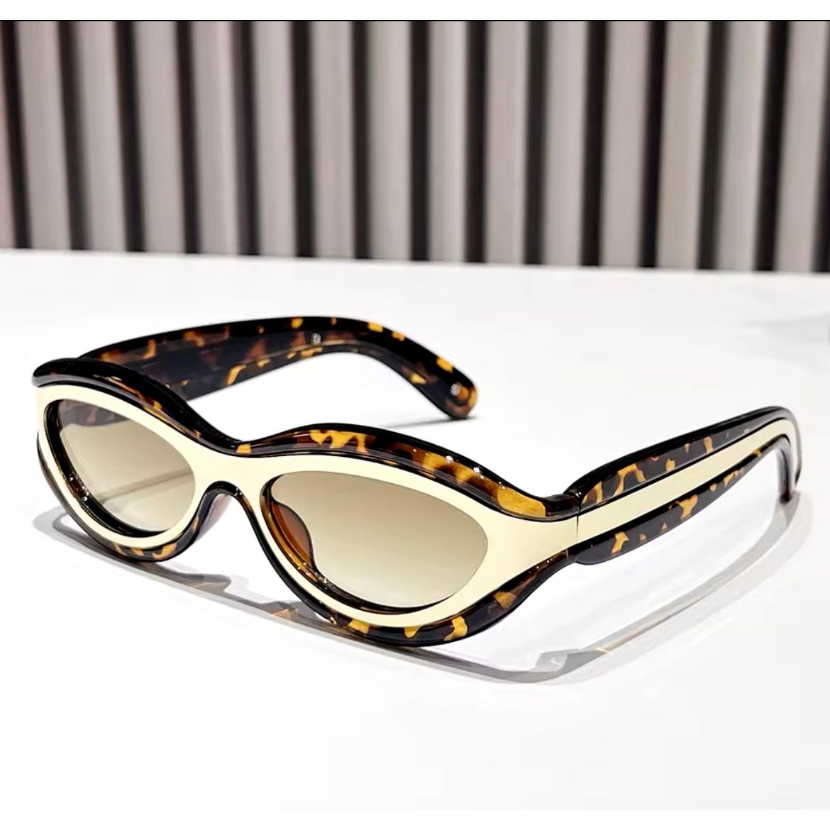 Double Color Shades