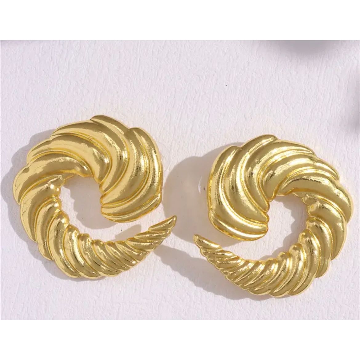 Circle Earrings