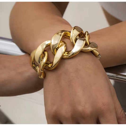 Chunky Gold Link Bracelet