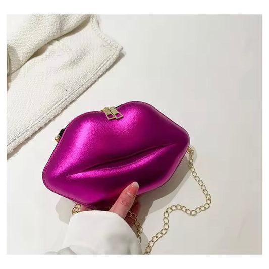 Kiss Purse