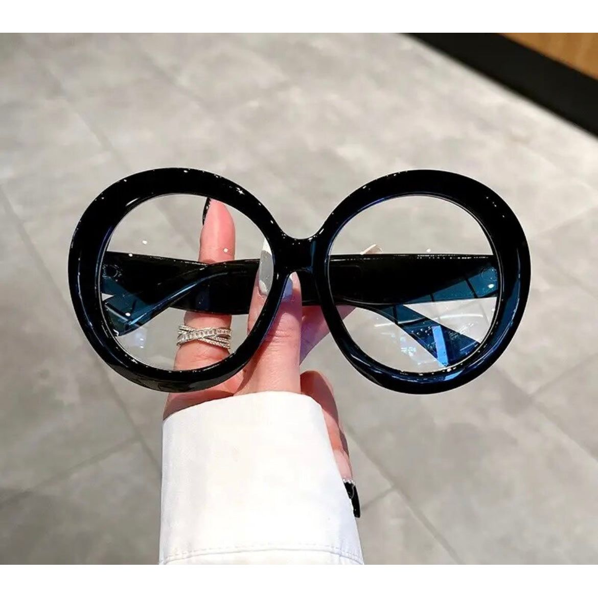 Black Round Glasses